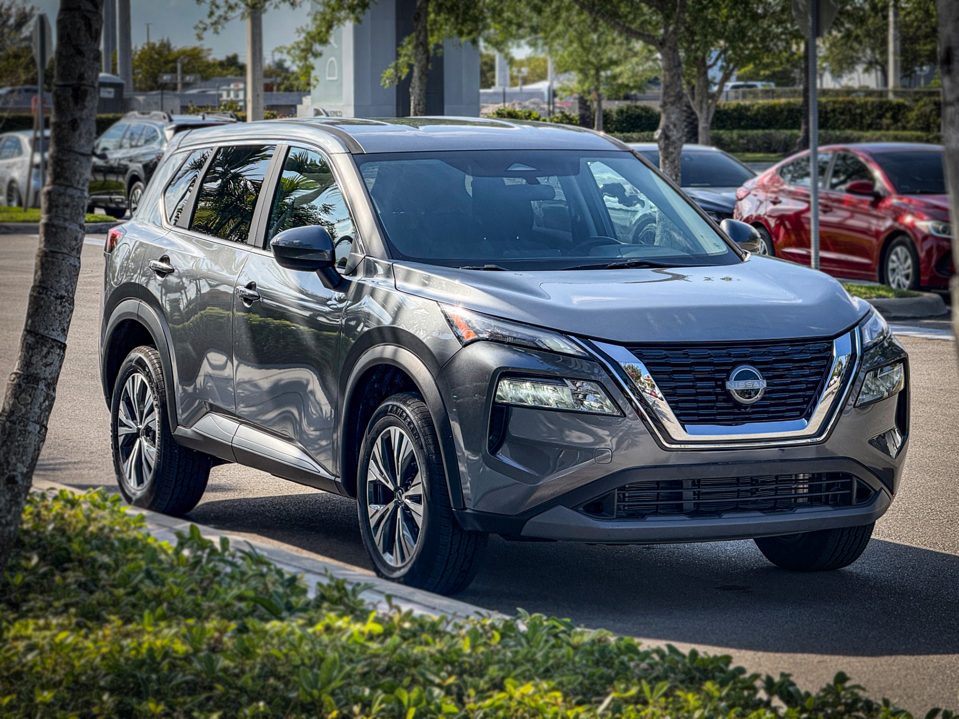 2023 Nissan Rogue SV FWD's photo